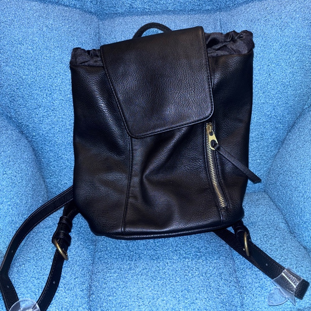 Universal Thread Black Backpack with Zipper - image 2